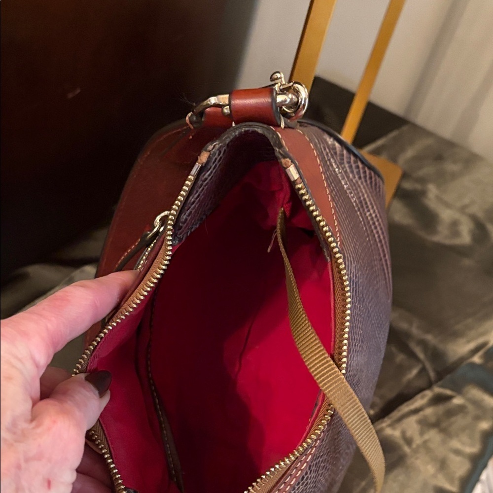 Dooney & Bourke Black and Brown Lizard embossed hobo Bag - Picture 9 of 12